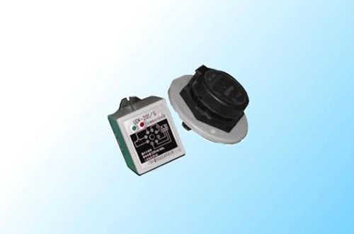 UDK1��2��3�͵�Ӵ�Һλ������